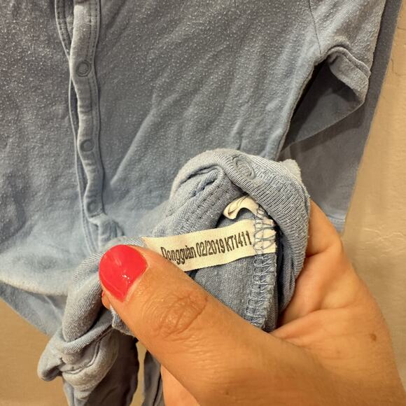 Kyte Baby Light Blue Snap Footie Pajamas - Picture 6 of 8